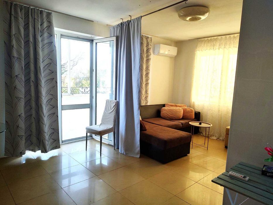 Двустаен апартамент с гледка море– Св. Св. Константин и Елена!