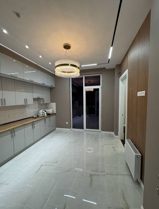 Продаётся 2ком NRG JOMIY 74м2 ор-р: рынок Жомий