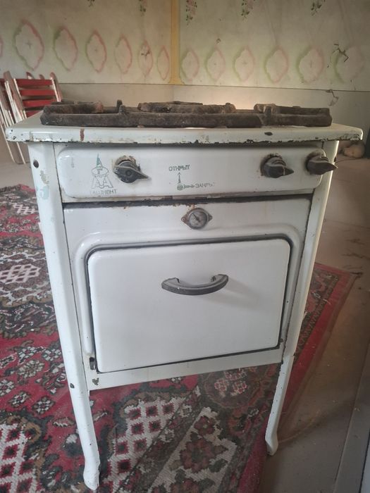 Газ плитка.    ..