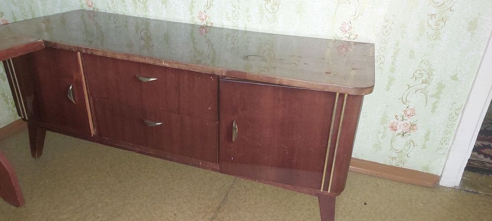 Отдам даром мебель Советского союза