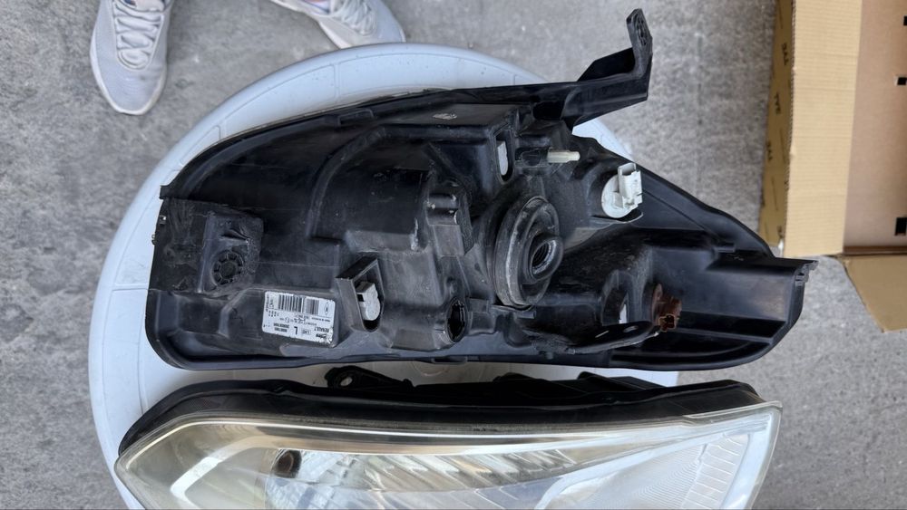 Фарове за Renault