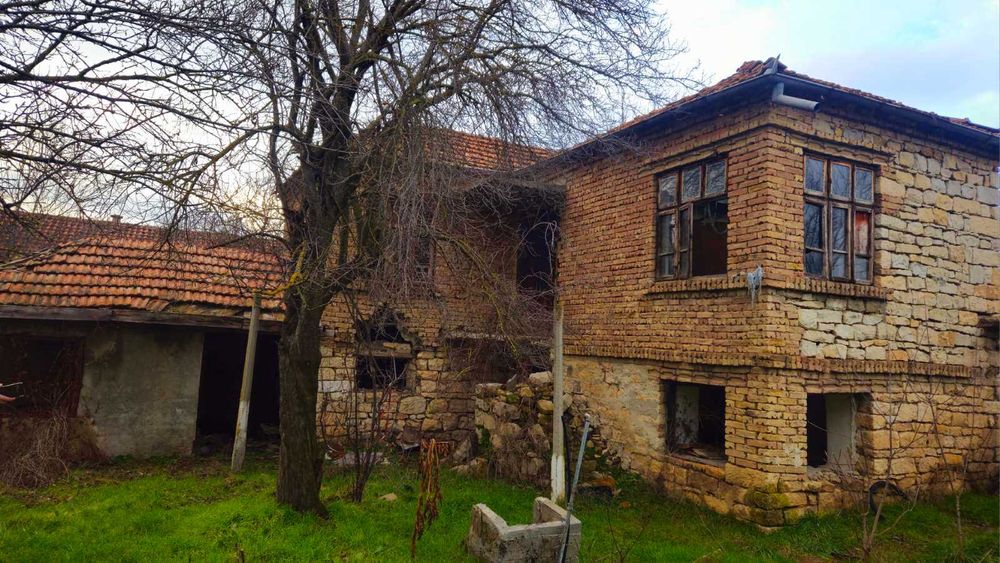 Къща село Златина