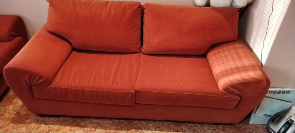 Продавам дивани тройка и двойка