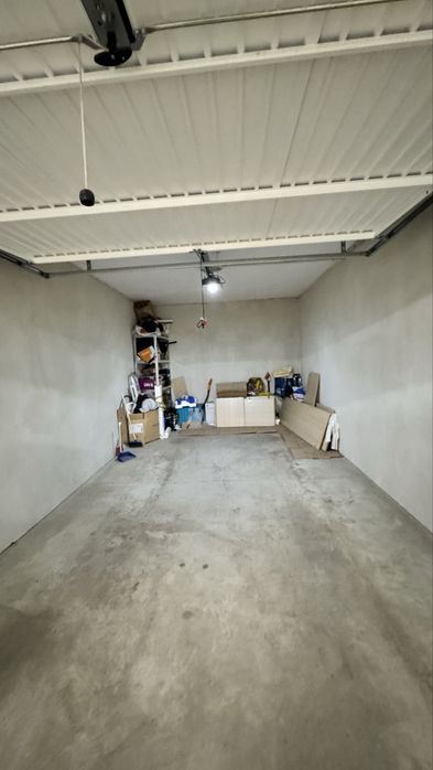 Дава се под наем Гараж / Паркомясто в София, Студентски град - 18 кв.м за 150 € - Снимка #1