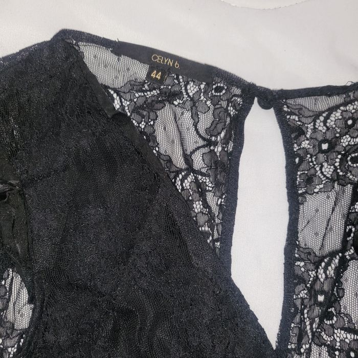 Блуза CELYN B с дантела