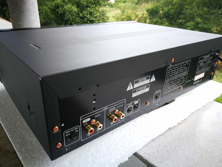 Продавам висок клас hi-fi дек PIONEER CT-S610