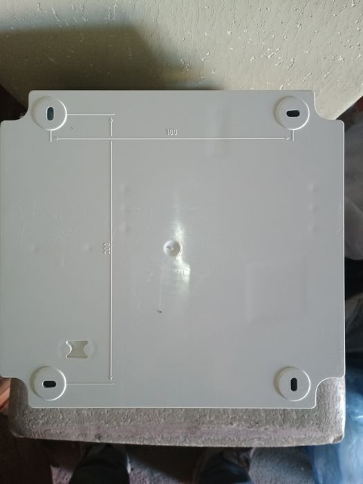 Щит для счетчика пластиковый IEK.