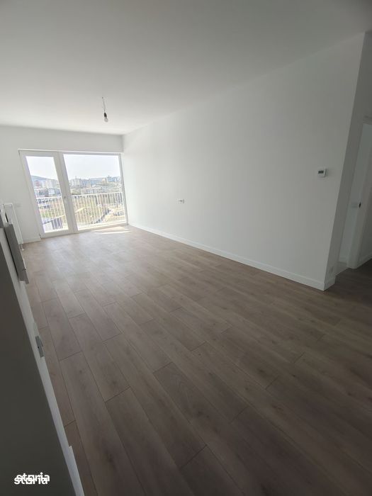 Apartament 2 camere de închiriat — Complex Silk District - Spatiu Come — fotografia 1