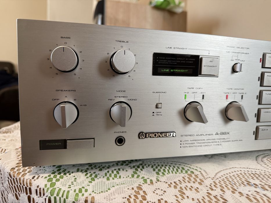 Pioneer A-88X Висок клас стерео усилвател