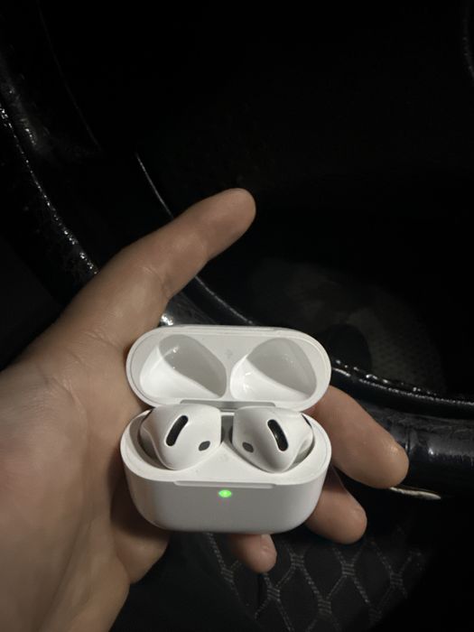 Airpods 4 оригинал
