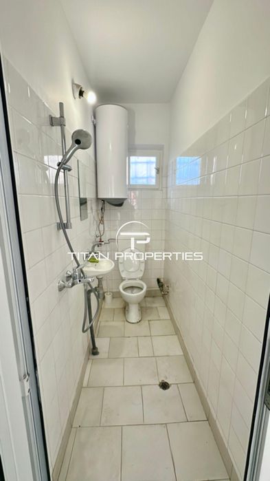 Дава се под наем Етаж от къща в Пловдив, Център - 100 кв.м за 448.8 € - Снимка #5