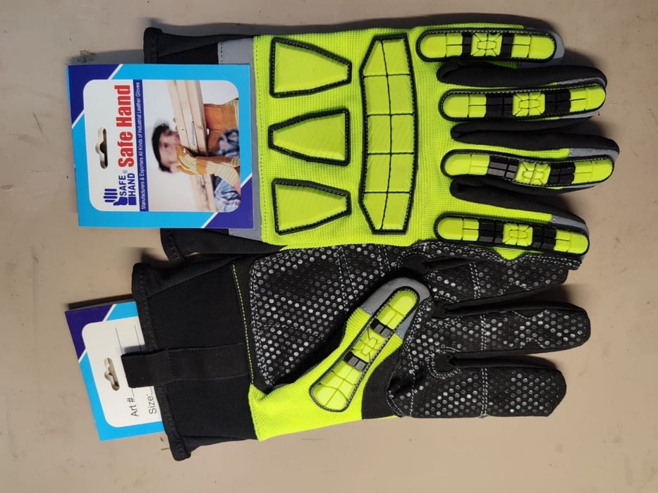 Противоударные перчатки