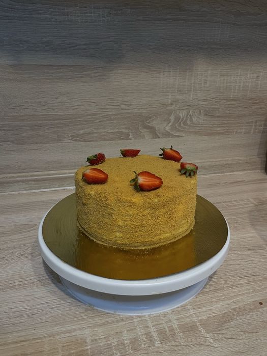 Торт «Медовик».
