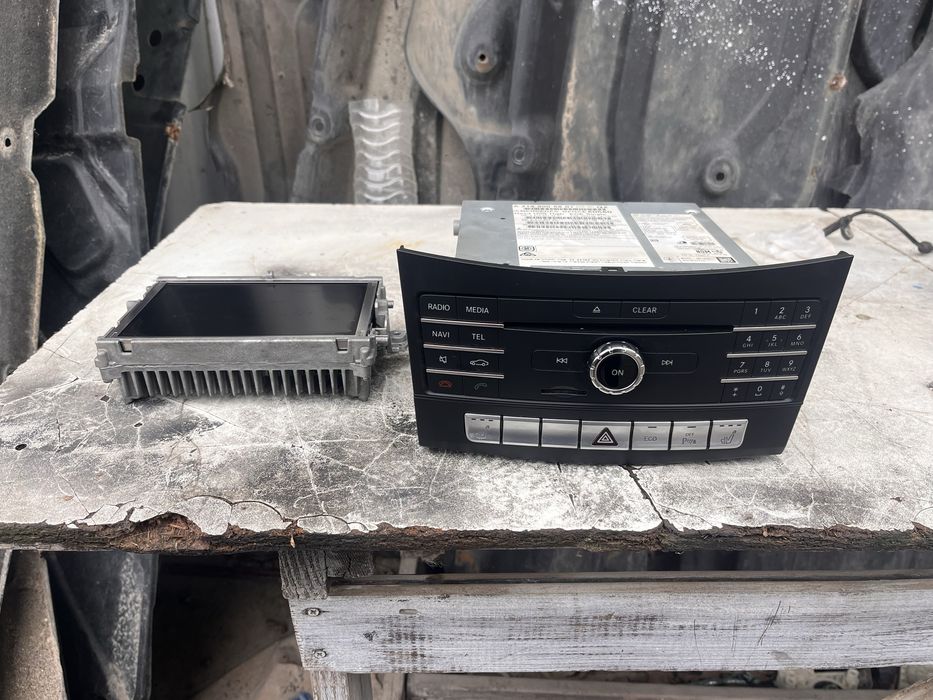 Навигация Mercedes E class W212 facelift 2016г / W218 Команд с дисплей