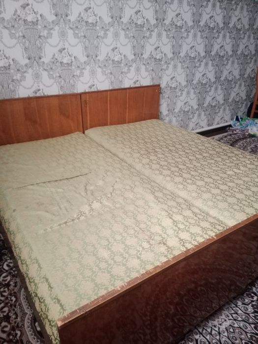 Продаётся спальня