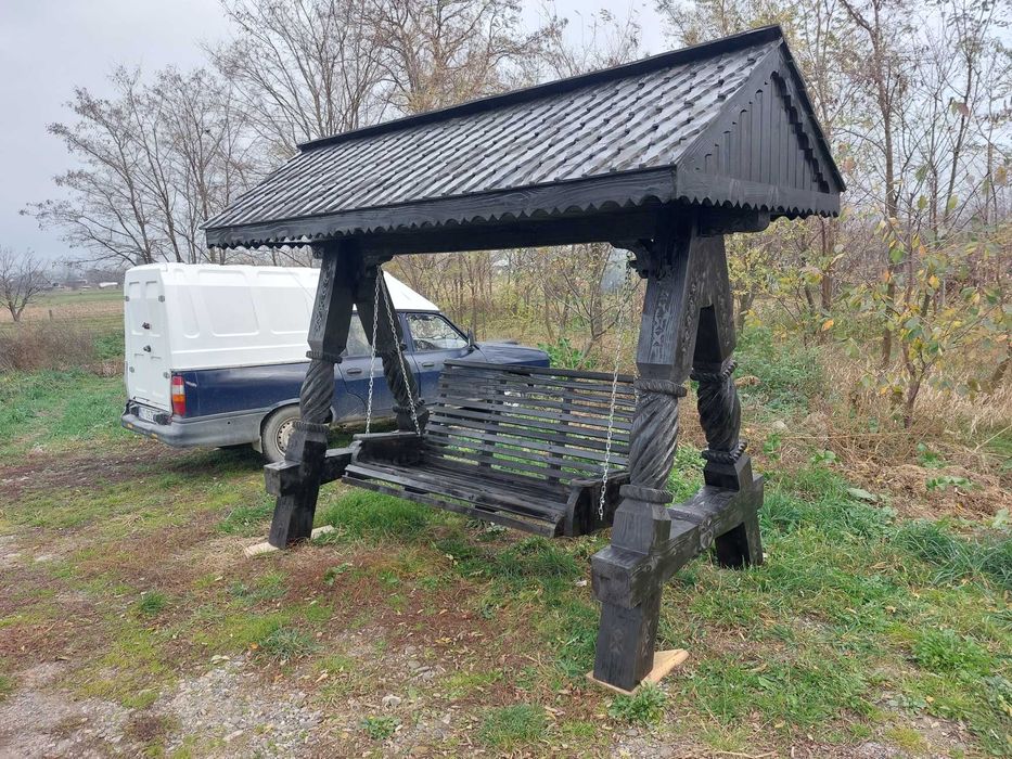 Balansoar rustic din lemn