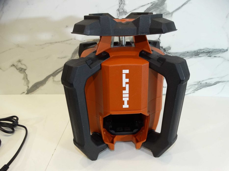 2025 - Hilti PR 40 - 22 / Nuron - Ротационен лазерен нивелир