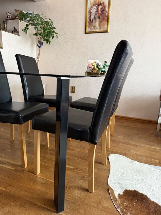 Сръклена Трапезна Маса с 4 стола