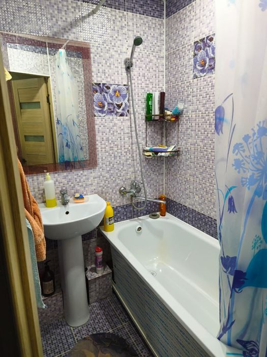 Продам 3к квартиру с ремонтом. 3 этаж