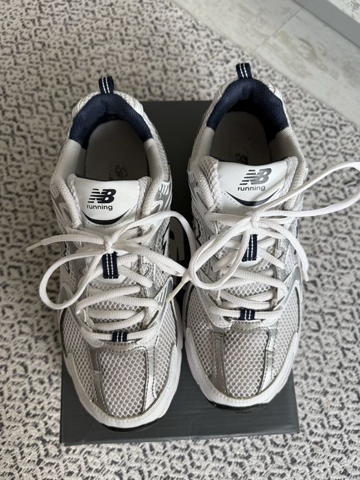 New Balance 530 маратонки 40 номер