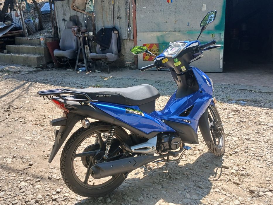 Motocicletă 125cmc.