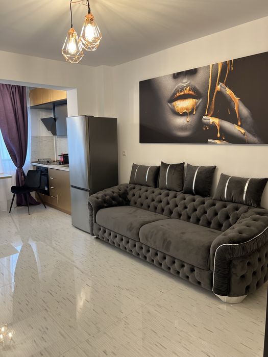 Proprietar inchiriez apartament nou, 2 camere ,mobilat , 15 min Unirii