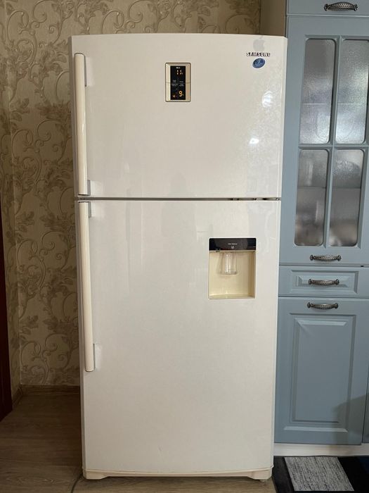 Холодильник сенсорный