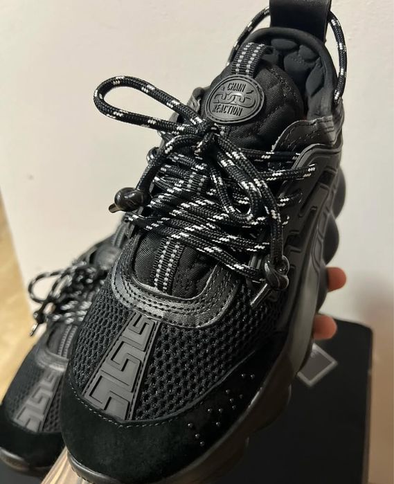 Versace Chain Reaction