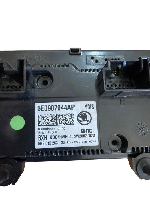 Panou Clima Skoda Octavia 2012 - > 5E0907044Ap