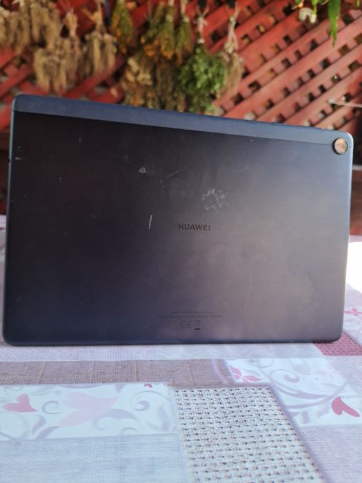 Tabletă Huawei MatePad T10 funcțională, touch perfect, display spart