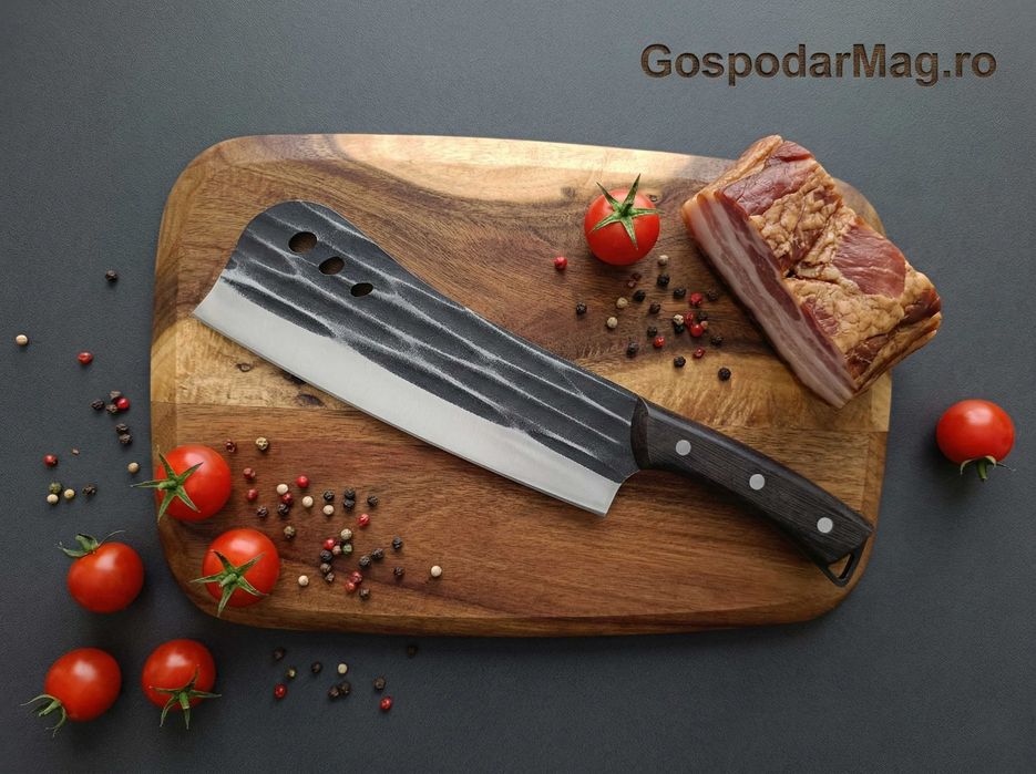 Set 4 Piese: Satâr Oase și 3 Cuțite Profesonale Măcelărie