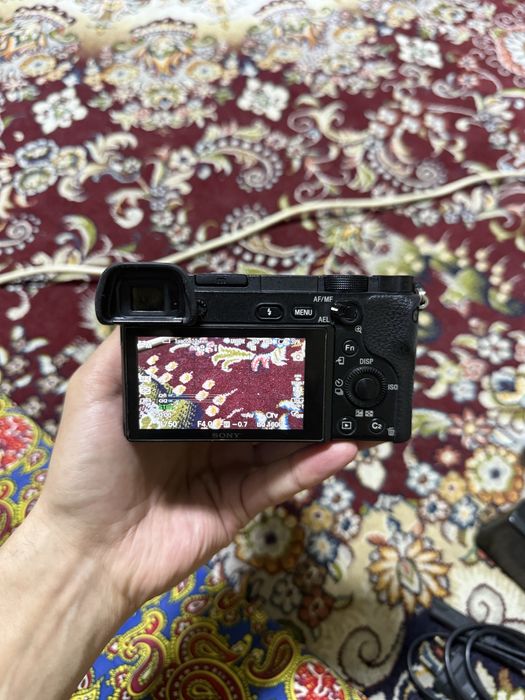 Sony a6300 sotiladi