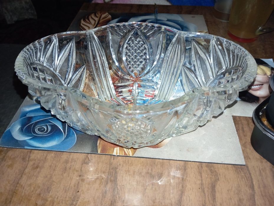 Продаются хрустальные вазы