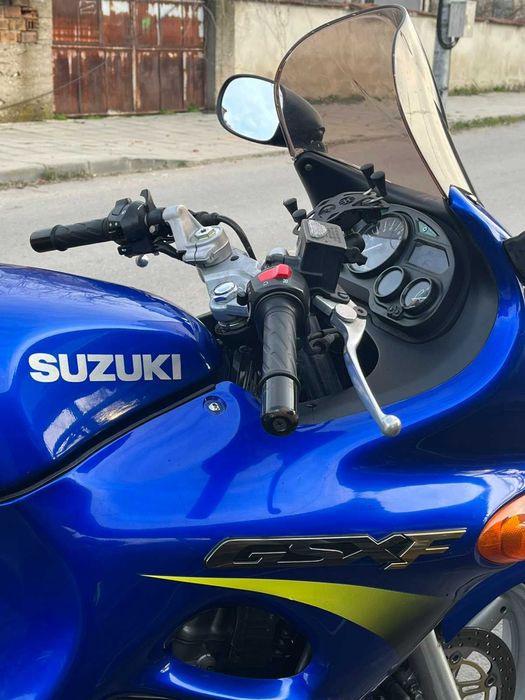 Suzuki GSX 600F