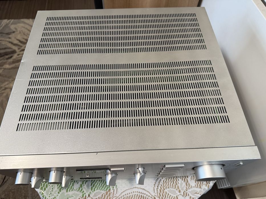 Pioneer A-88X Висок клас стерео усилвател