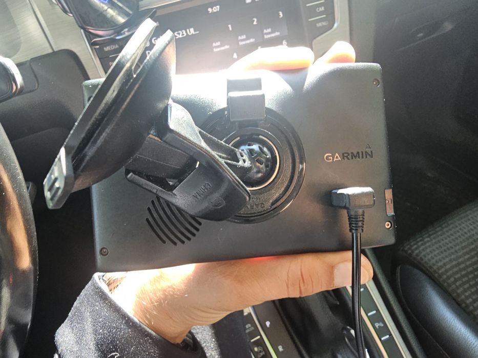 GPS Garmin Nuvi 54 - Ecran 5 inch - Ideal Concedii / Șoferi (Hărți incluse)