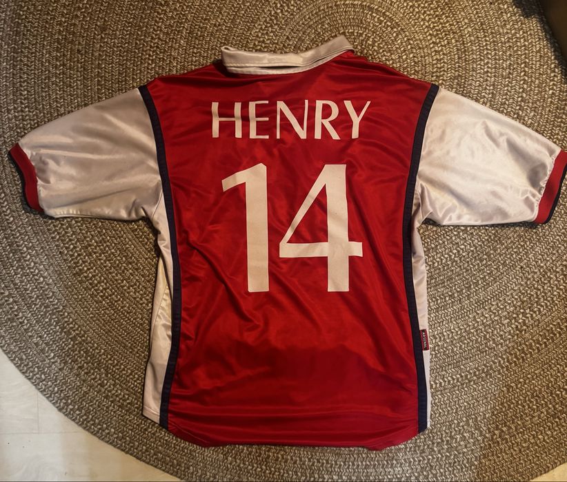 Оригинални ретро екипи