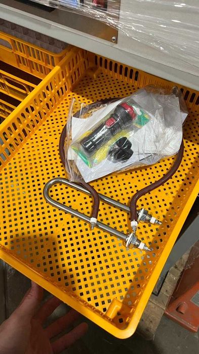 Инкубатор промышленный