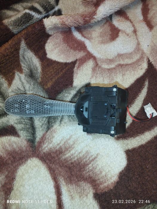 Продам подрулевой переключатель света на дастер