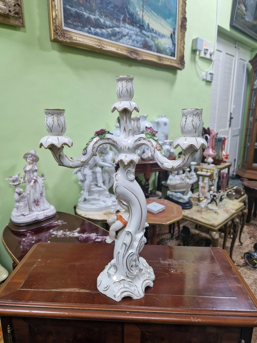 Уникален антикварен немски порцеланов свещник Ernst Sohne