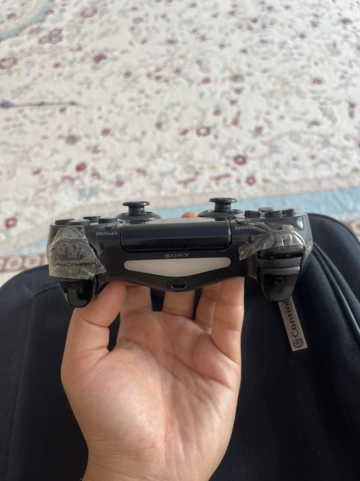 PS4 + 3 джойстик +сумка