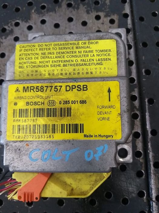 Calculator airbag mitsubishi colt mr587757dpsb 0285001686