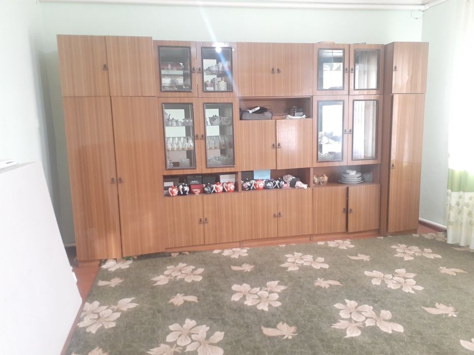 Мебель для гостиной в хорошем состоянии