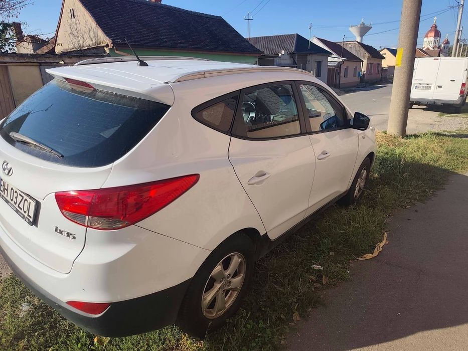 HYUNDAI ix35 2010 — imagine 4
