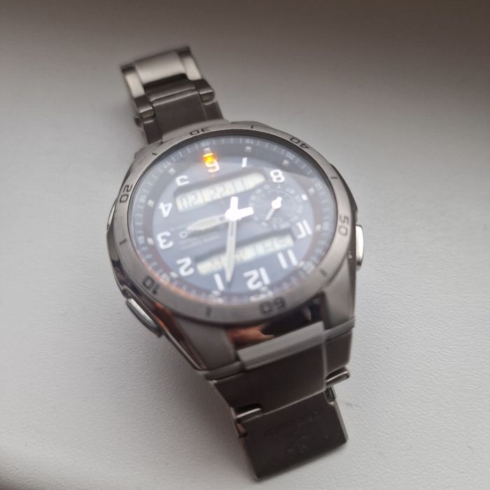 Vând ceas de mâna model Casio