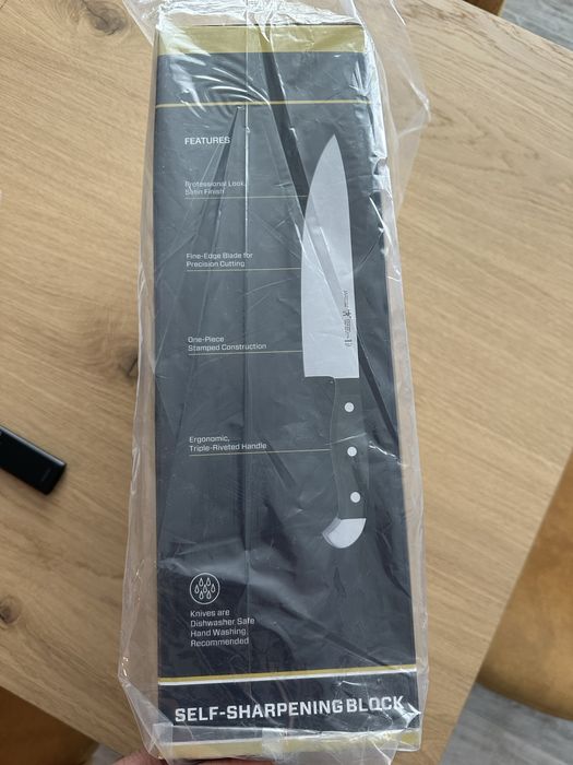 Комплект ножове Henckels Statement