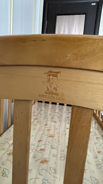 Продам манеж в хорошем состояние