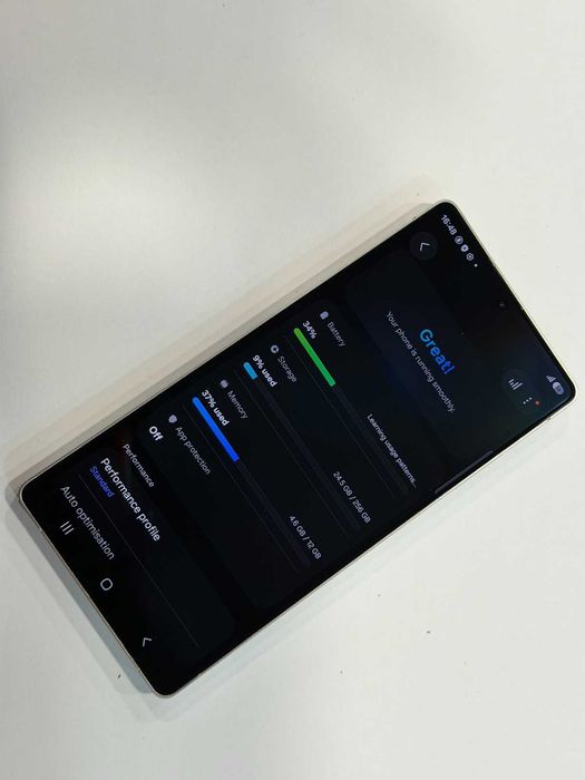 Samsung Galaxy S25 Ultra 256GB / 12GB RAM