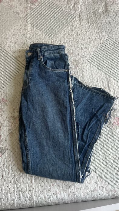 Дънки на марката Zara