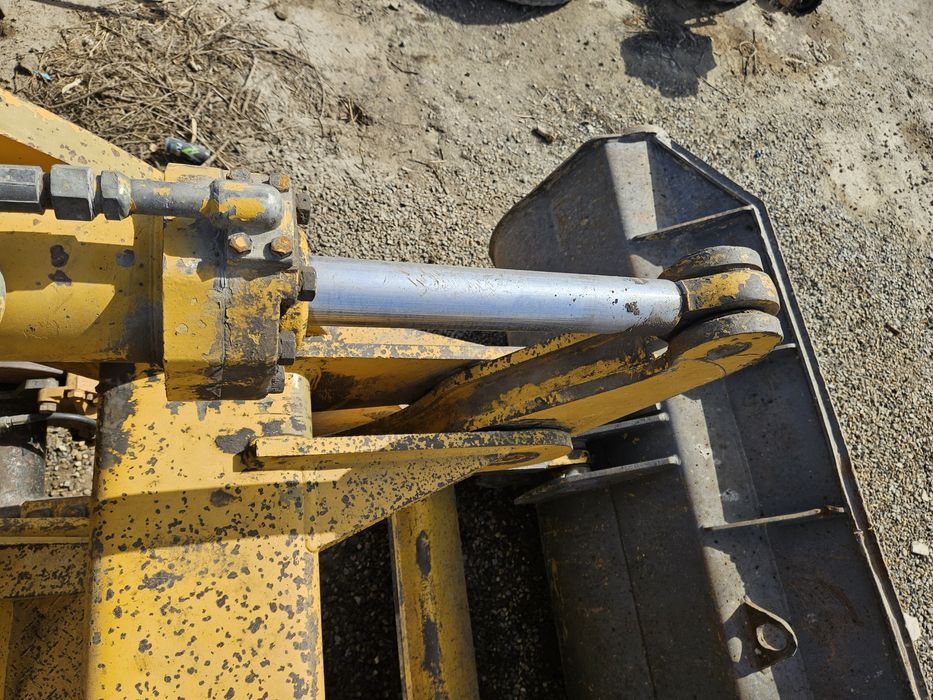 ZL 50 kovush slindir sotiladi